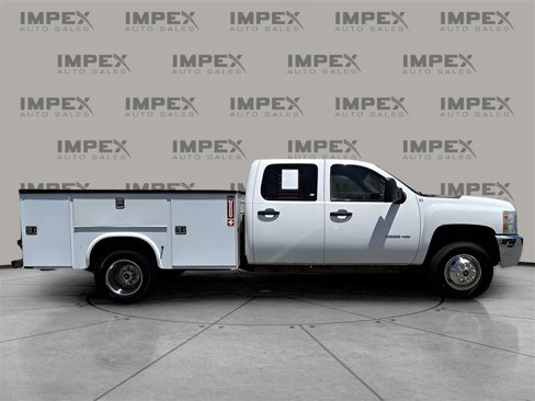 Used 2013 Chevrolet Silverado 3500 W/T image 4