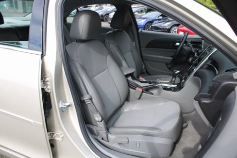 Used 2015 Chevrolet Malibu LT image 20
