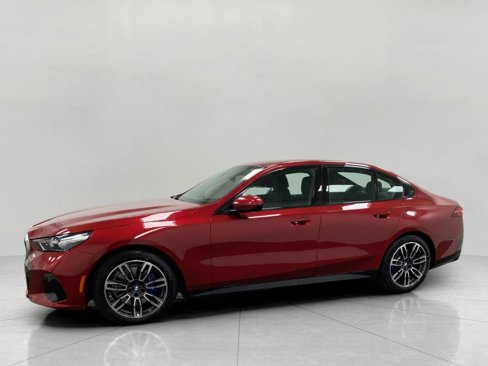 Certified 2025 BMW 530i xDrive w/ M Sport Package image 8