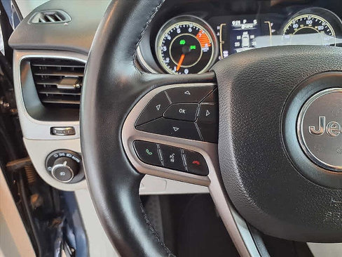 Used 2021 Jeep Cherokee Latitude Lux image 18