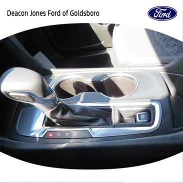 Used 2022 Chevrolet Equinox LT w/ Driver Convenience Package image 18