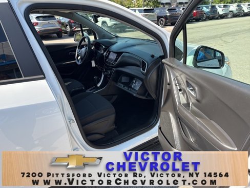 Used 2020 Chevrolet Trax LS w/ Tint and Cruise Package image 28