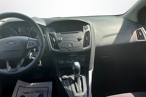 Used 2016 Ford Focus SE image 9