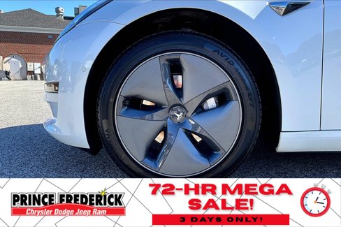 Used 2019 Tesla Model 3 Mid Range image 8