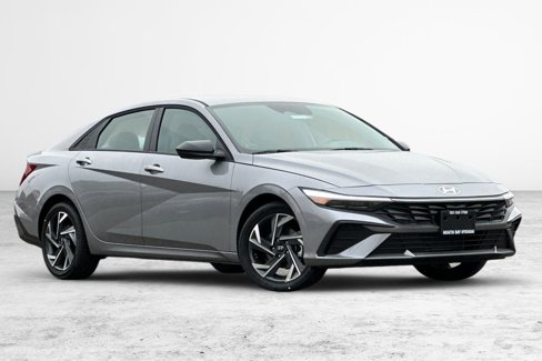 New 2025 Hyundai Elantra Sport image 2