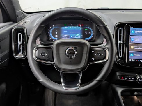 Used 2023 Volvo C40 P8 Recharge Plus image 30
