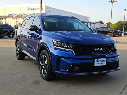 Used 2022 Kia Sorento EX image 3
