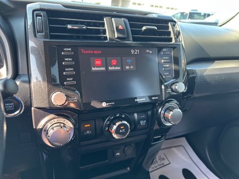 Used 2022 Toyota 4Runner TRD Off-Road Premium image 31