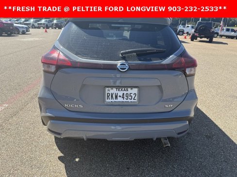 Used 2021 Nissan Kicks SR w/ SR Premium Package image 7