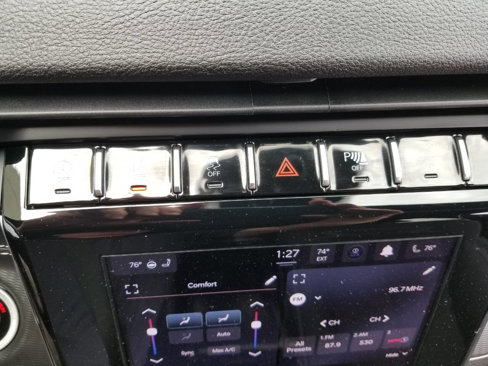 Certified 2024 Jeep Grand Cherokee Laredo w/ Luxury Tech Group I image 24