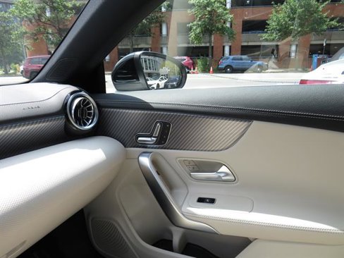Used 2025 Mercedes-Benz CLA 250 4MATIC image 17
