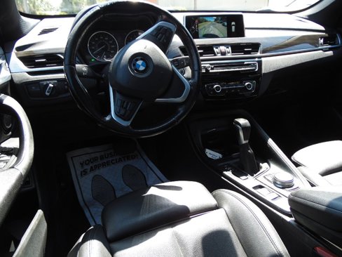 Used 2017 BMW X1 xDrive28i image 8