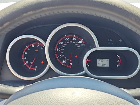 Used 2010 Toyota Matrix S image 10