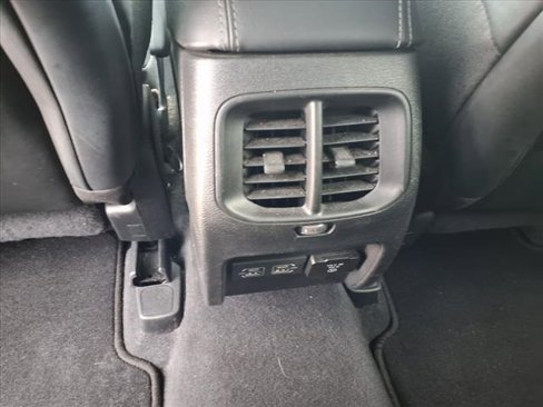 Used 2023 Jeep Cherokee Altitude Lux image 7
