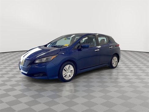 Certified 2024 Nissan Leaf S image 6