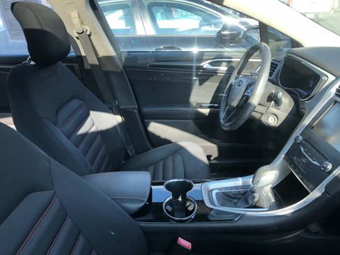 Used 2014 Ford Fusion SE image 7