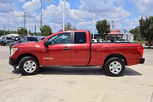 Used 2017 Nissan Titan S image 20