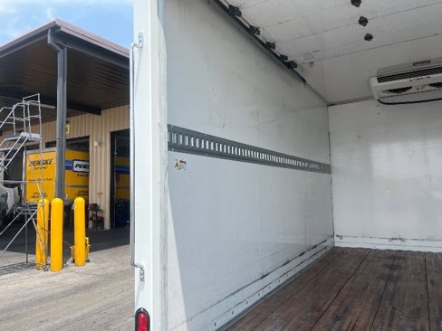 Used 2021 GMC Savana 3500 w/ Power Convenience Package image 11