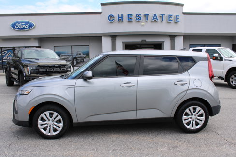 Used 2022 Kia Soul LX image 1