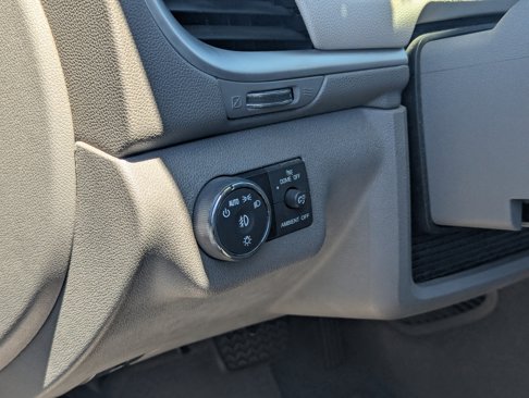 Used 2017 Chevrolet Traverse LT image 20