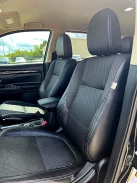 Used 2015 Mitsubishi Outlander SE image 7