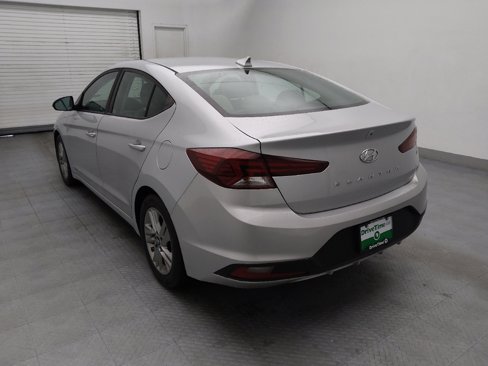 Used 2019 Hyundai Elantra SEL image 5