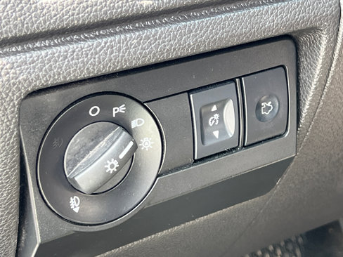 Used 2012 Ford Fusion SEL image 17