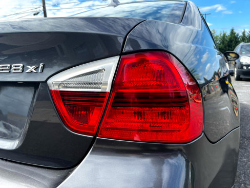 Used 2007 BMW 328xi Sedan image 27