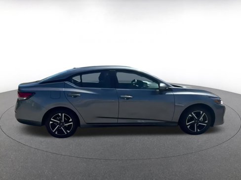 Used 2024 Nissan Sentra SV image 16