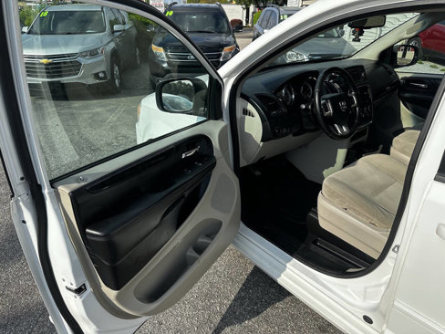 Used 2014 Dodge Grand Caravan SE w/ Quick Order Package 29E SE image 11