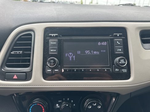 Used 2021 Honda HR-V LX image 26
