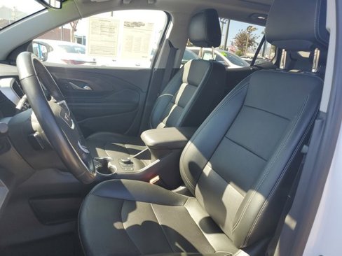 Used 2022 GMC Terrain SLT image 18
