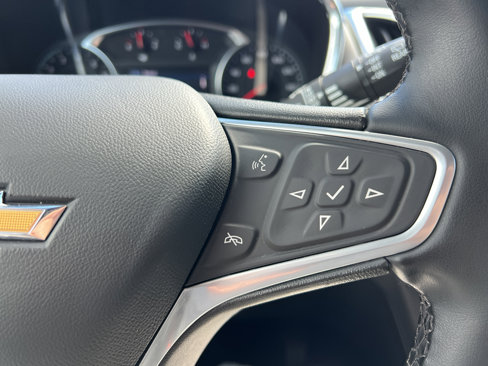 Used 2023 Chevrolet Equinox LT w/ Driver Convenience Package image 23