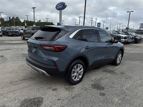 Certified 2023 Ford Escape Active image 3