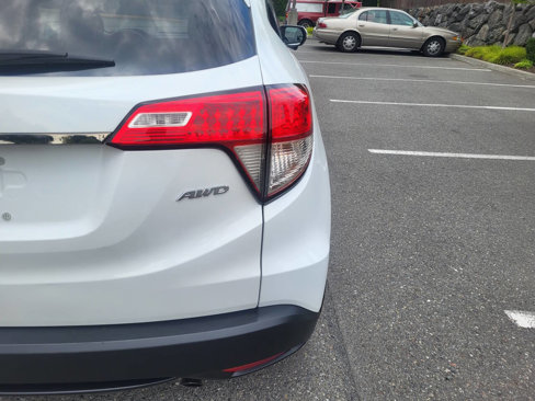 Used 2022 Honda HR-V EX image 8