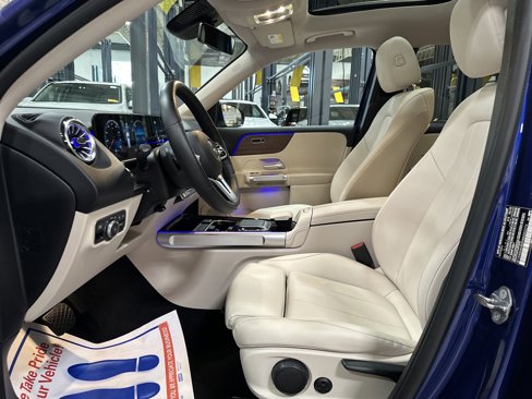 Certified 2022 Mercedes-Benz GLB 250 4MATIC image 26