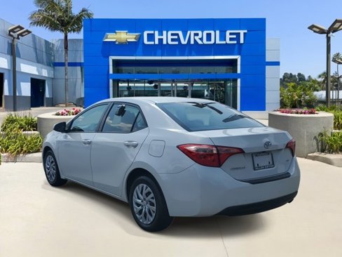 Used 2019 Toyota Corolla LE image 3