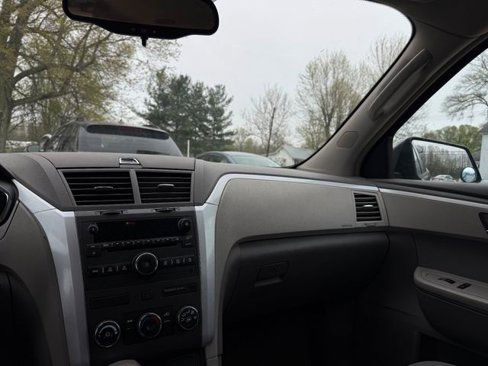 Used 2009 Chevrolet Traverse LS image 11
