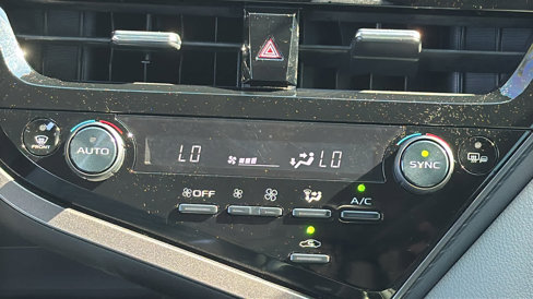 Used 2023 Toyota Camry SE image 26