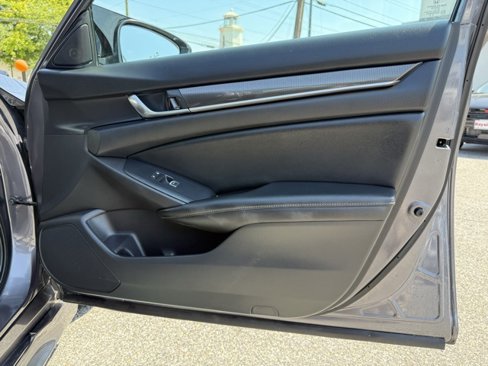 Used 2019 Honda Accord Sport image 28