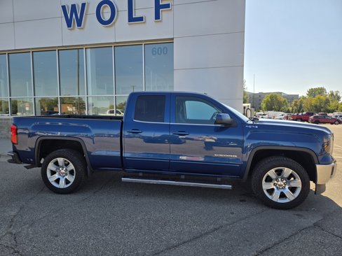Used 2015 GMC Sierra 1500 SLE w/ SLE Value Package image 5