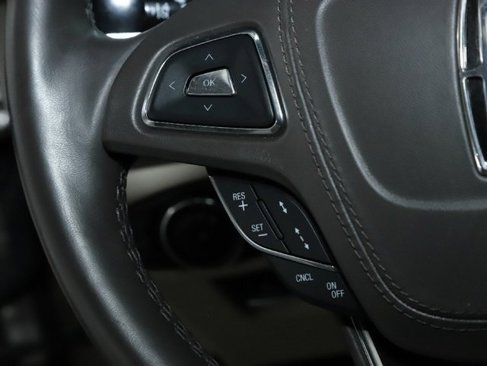 Used 2019 Lincoln MKZ Reserve image 22
