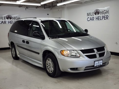 Used 2005 Dodge Grand Caravan SE w/ Popular Equipment Group I image 3