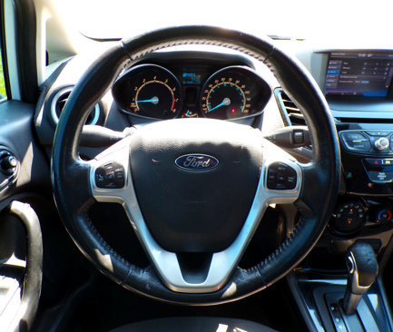 Used 2014 Ford Fiesta SE w/ Equipment Group 201A image 14
