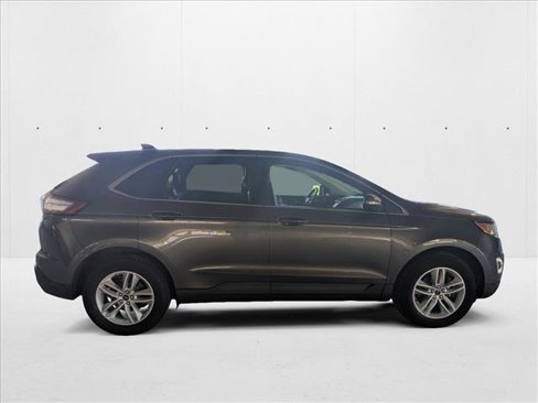 Used 2017 Ford Edge SEL w/ Equipment Group 201A image 4