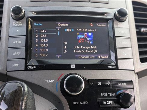 Used 2015 Toyota Venza XLE image 15