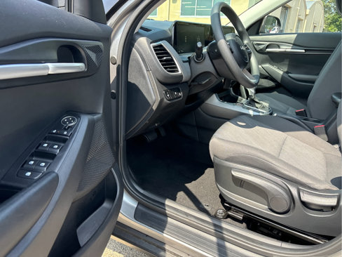 Used 2024 Kia Seltos LX image 7
