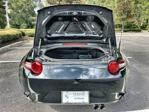 Used 2022 MAZDA MX-5 Miata Grand Touring w/ Weather Package image 28