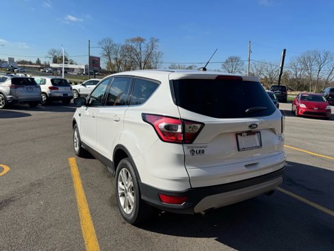Used 2017 Ford Escape SE w/ SE Cold Weather Package image 7