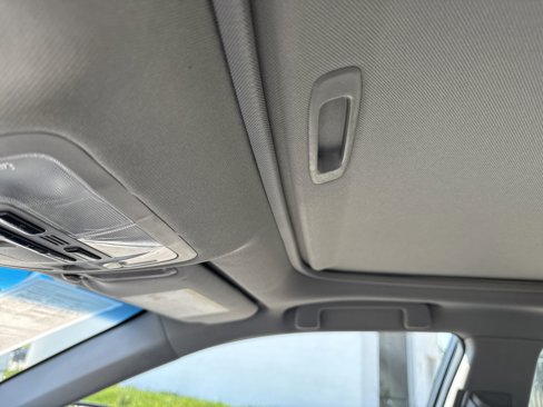 Used 2016 Toyota Camry LE image 31